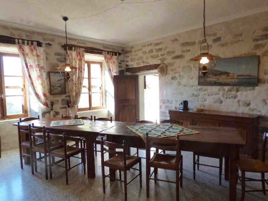 Le Relais Des Baronnies Ξενοδοχείο Montjay  Εξωτερικό φωτογραφία