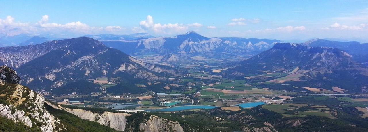Le Relais Des Baronnies Ξενοδοχείο Montjay  Εξωτερικό φωτογραφία